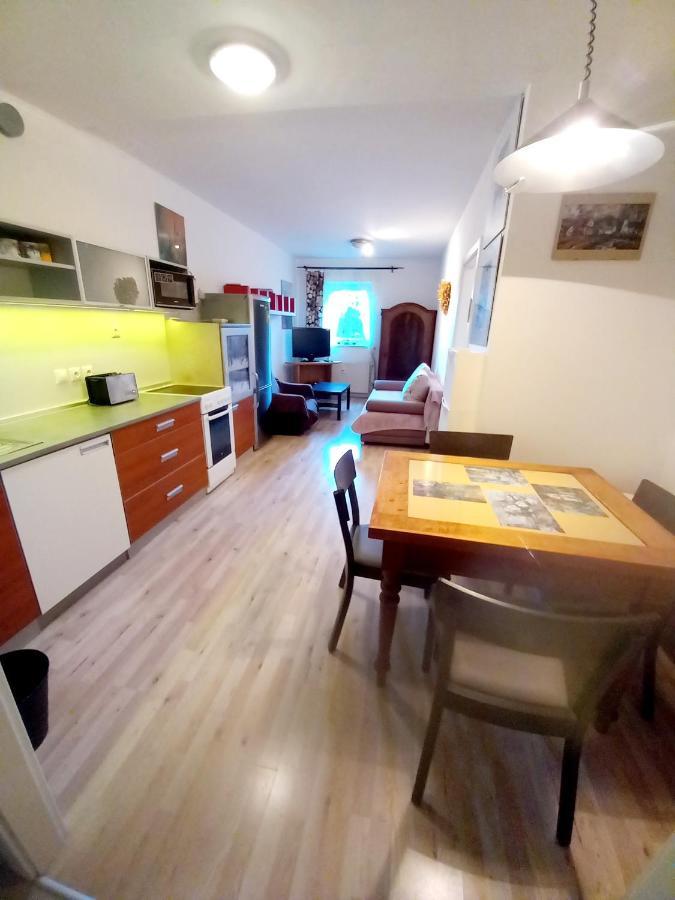 Apartmany Za Sneznikem Долні-Морава Екстер'єр фото
